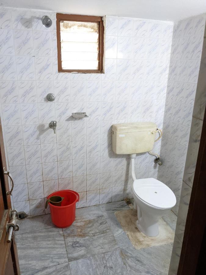 Shree Nivas Homestay Puri Bagian luar foto