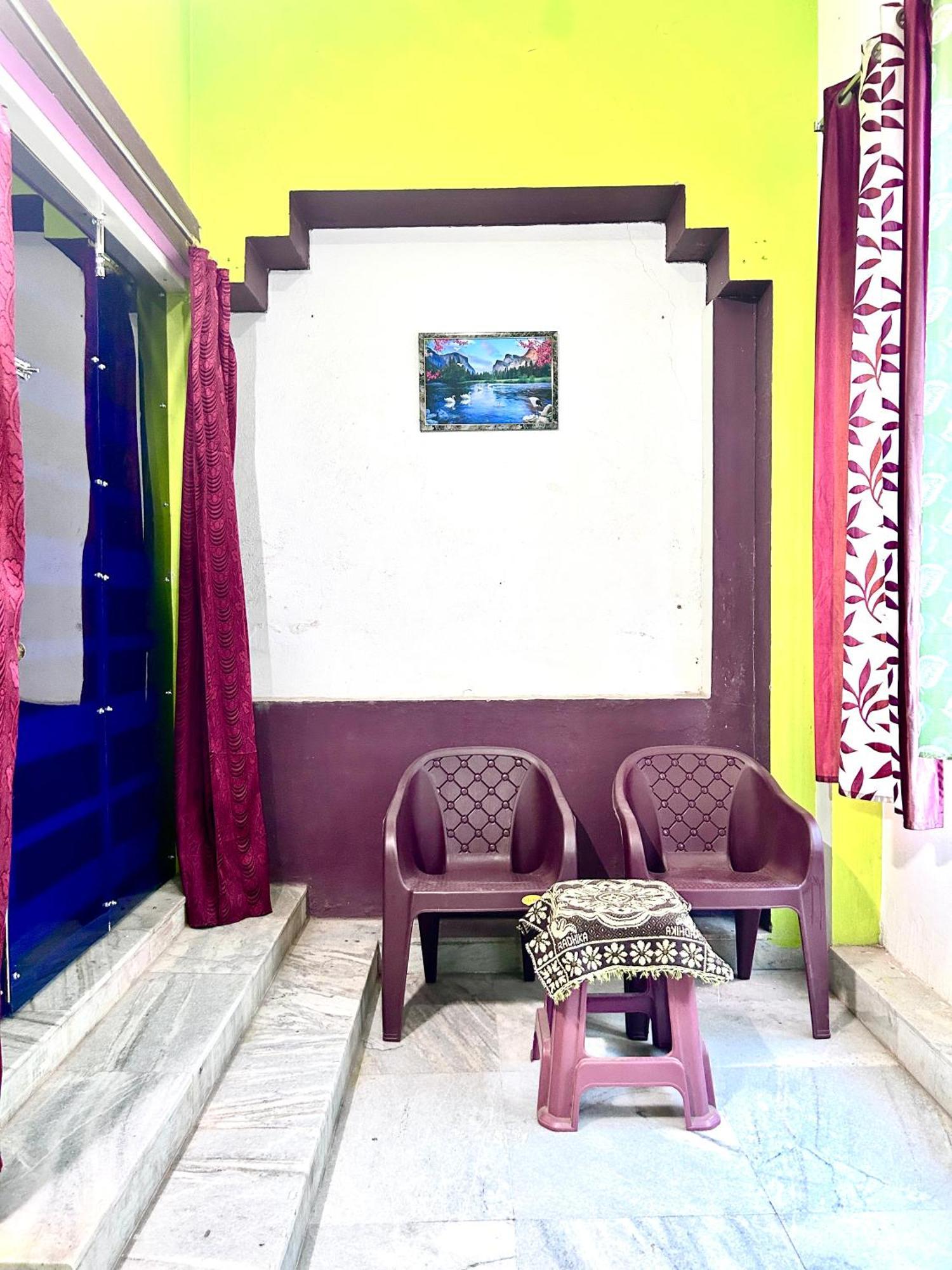 Shree Nivas Homestay Puri Bagian luar foto